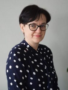 prof. UAM dr hab. Agnieszka Bagniewska-Zadworna